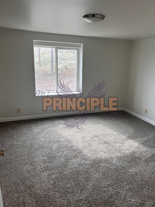 Building Photo - Charming 3 bedroom home for Rent