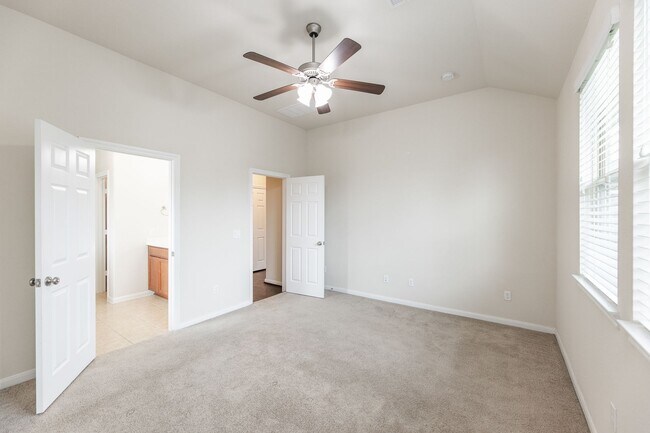Building Photo - 18011 Alton Springs Dr