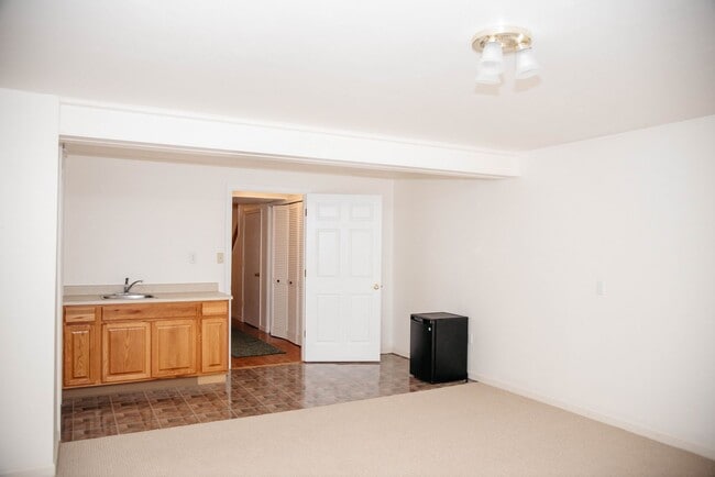 Building Photo - 32 Gantz Meadows