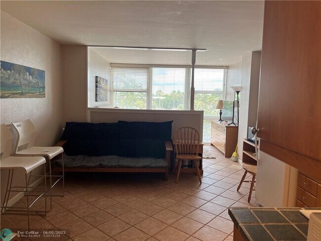 Building Photo - 4040 Galt Ocean Dr