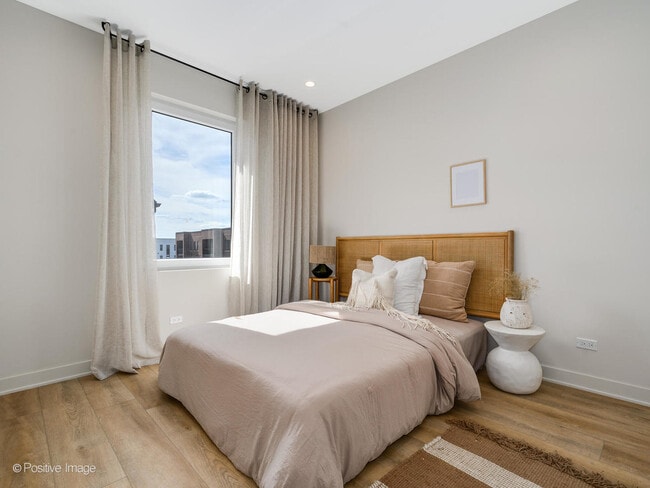 Building Photo - 3017 Cottonwood Ln