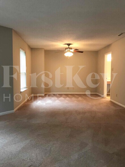 Building Photo - 6318 Cascade Cir