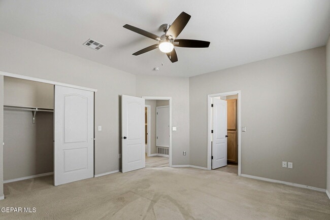 Building Photo - 14269 Escalera Dr