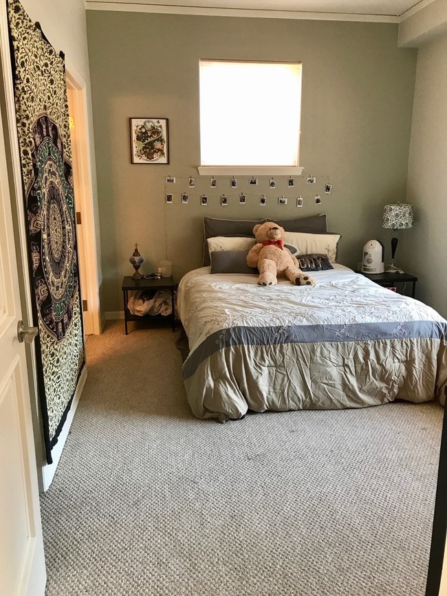 Building Photo - 1975 Grant St