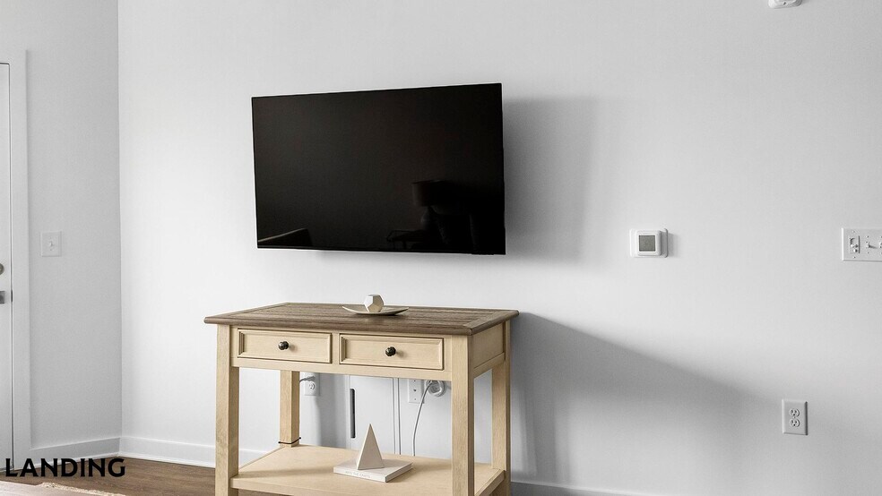 Building Photo - 2110 Birkhall St