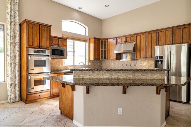 Building Photo - Stunning 4-bedroom, 3-bathroom home located in the desirable Scottsdale, AZ with a Casita! *RENT ...