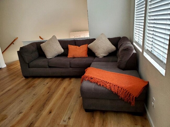 Building Photo - 1738 Thornton Pl