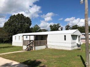 Building Photo - 3074 FM 1486