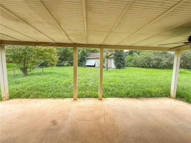Building Photo - 8613 McAllister Dr
