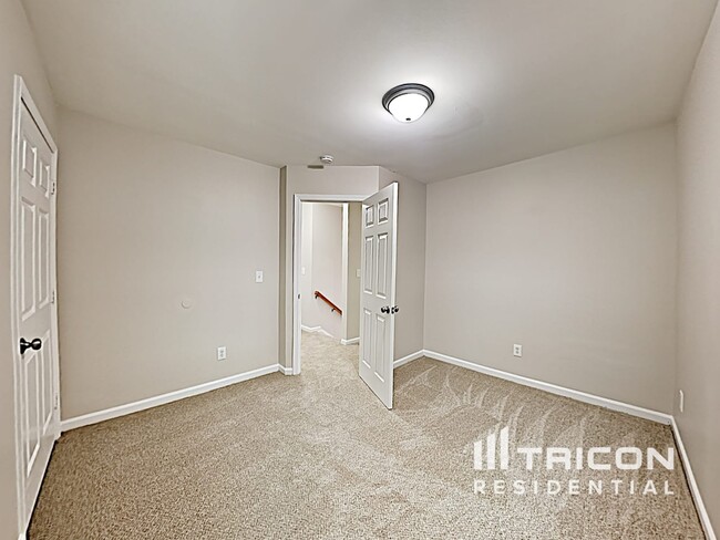 Building Photo - 217 Morgan Pl SW