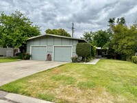 Building Photo - CODYWAYDUPLEX