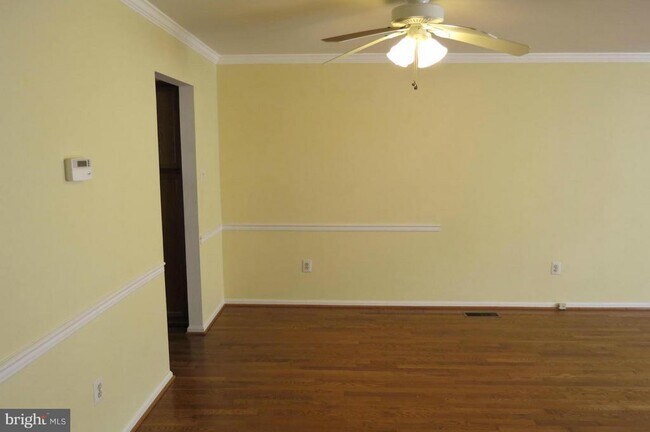 Building Photo - 2208 Wimbledon Cir