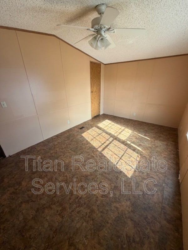 Building Photo - 1835 S Lake Arthur Ave