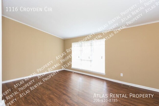 Building Photo - 1116 Croyden Cir