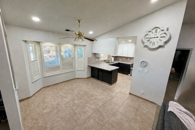 Building Photo - 18847 Arrowhead Dr