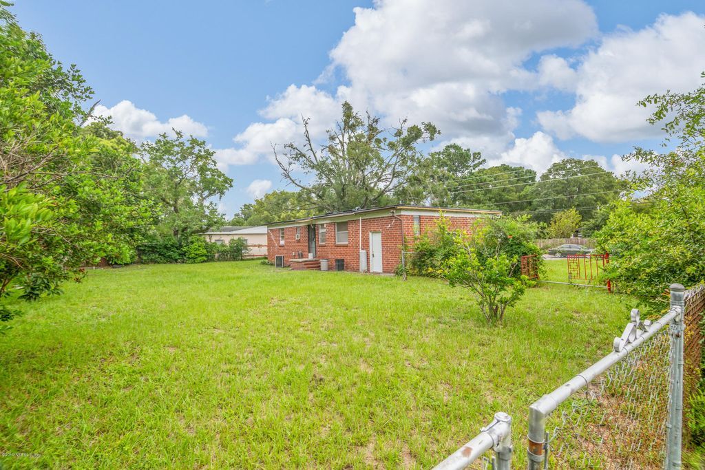 Building Photo - 4056 Jammes Rd