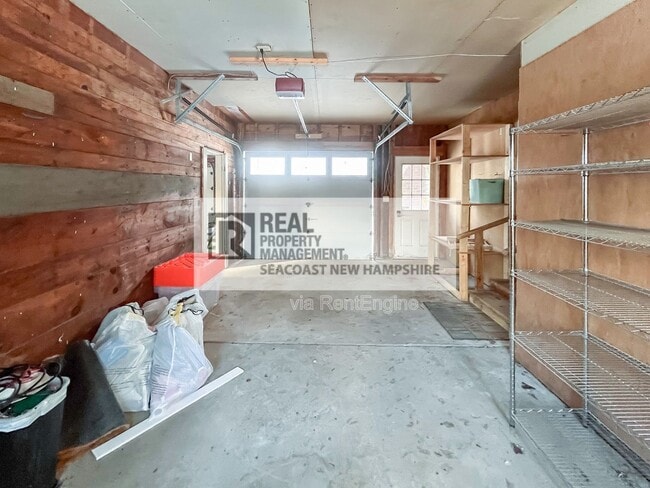 Building Photo - 10 Kelley Rd