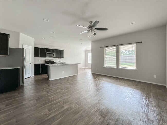 Building Photo - 40507 Birch Shadows Ct