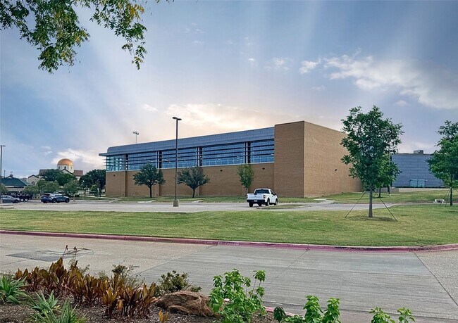 Building Photo - 3641 Harebell Dr