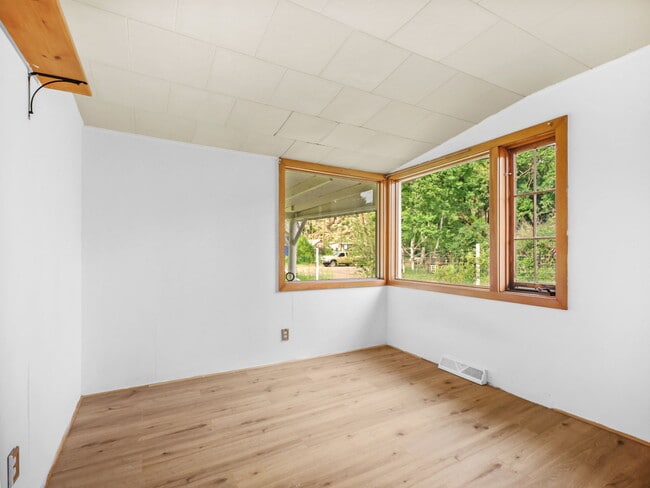 Building Photo - 3383 Ave F