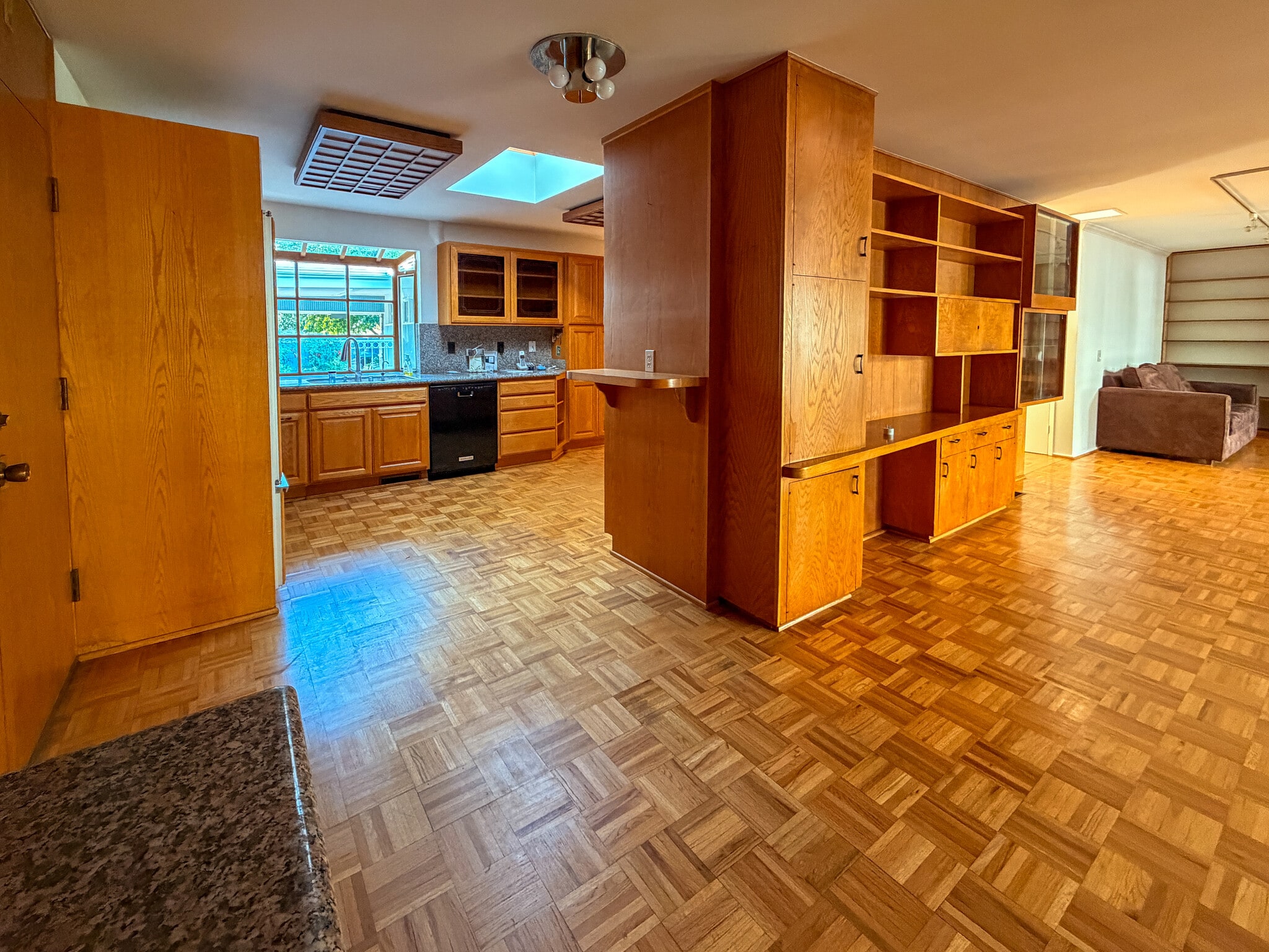 Building Photo - 5516 Ethel Ave