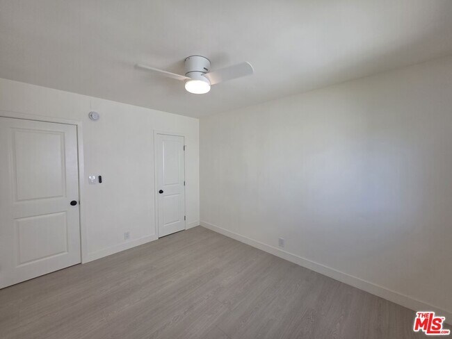 Building Photo - 1411 Innes Pl