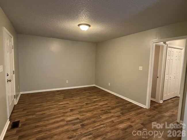 Building Photo - 640 Pee Dee Ave