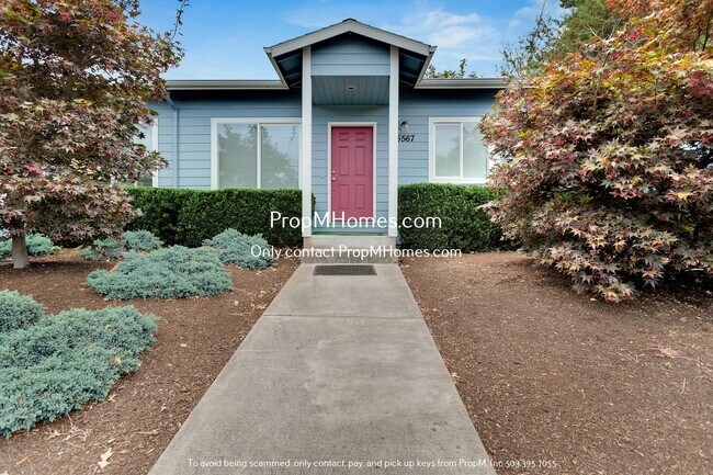 Building Photo - Spacious Retreat in NE Portland - 3 Bedroo...