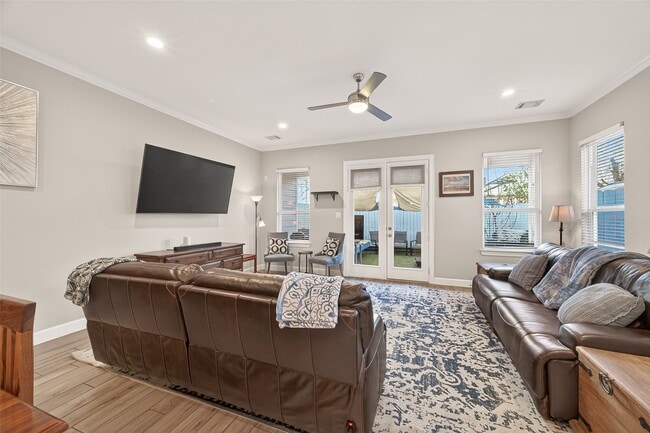 Building Photo - 1914 Shearn St