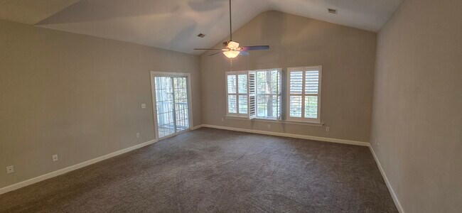 Building Photo - 1007 W Marymont Ln