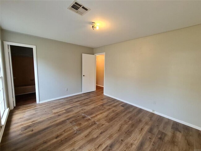 Building Photo - 4 Bed 2 Bath in 36111 zip code