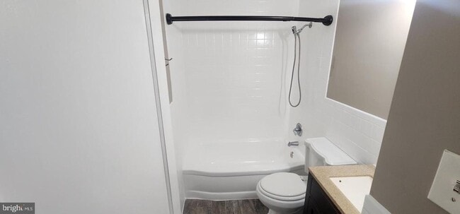 Building Photo - 7065 Eastbrook Ave