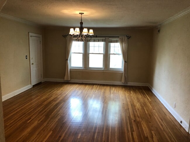 Living room looking onto Coventry Rd - 2229 Coventry Rd