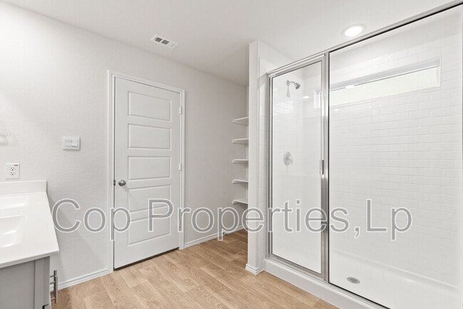 Building Photo - 374 Wayne Wy