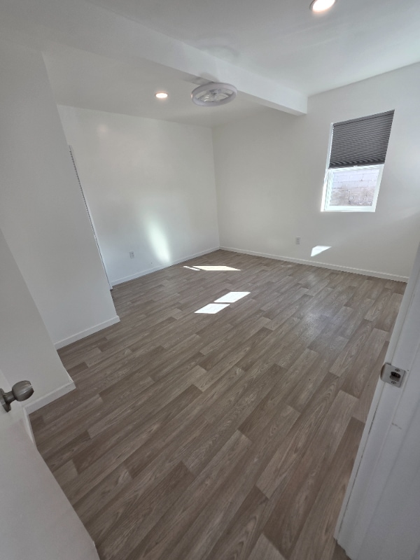 Building Photo - 8034 Ney Ave