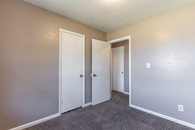 Building Photo - Spacious 4-Bedroom Home with Modern Updates and a Big Yard