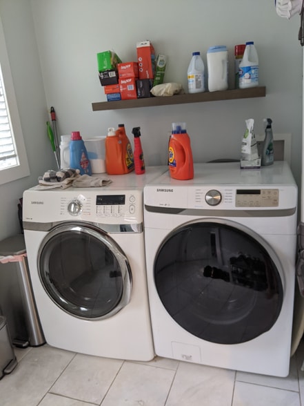 Building Photo - 835 N Raymond Ave