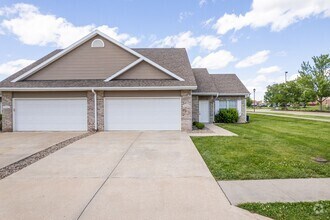 Building Photo - 3256-3258 Wind River Cir.