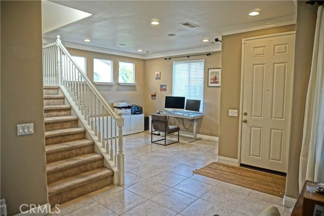 Building Photo - 8 Stone Turret Ct