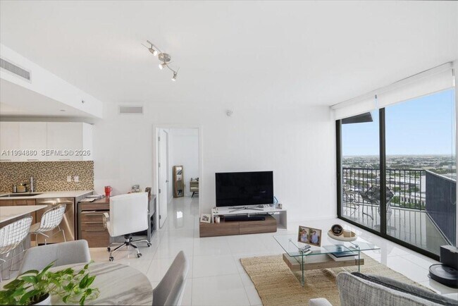 Building Photo - 5300 Paseo Blvd