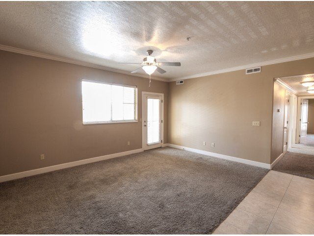 Building Photo - 930 W 965 N