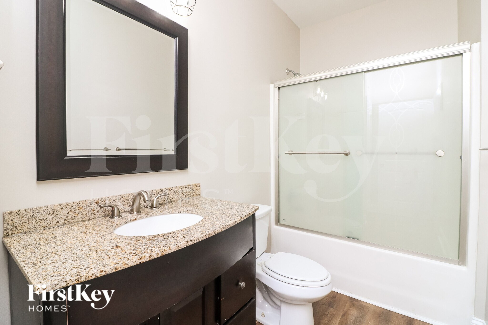 Building Photo - 260 Sterling Dr