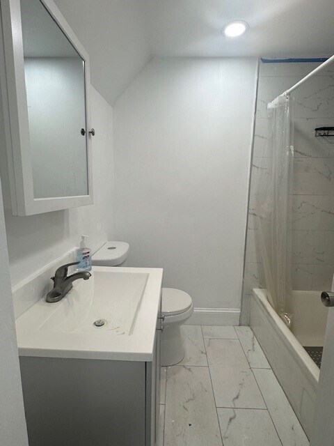 Building Photo - 25 Woodville St