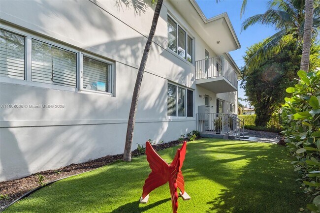 Building Photo - 8501 Hawthorne Ave