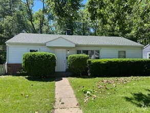 Building Photo - 1505 Philo Rd