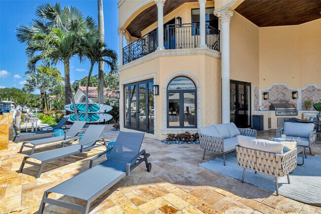 Building Photo - 1011 Rhodes Villa Ave