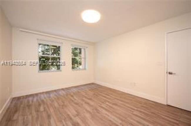 Building Photo - 1 Alhambra Cir