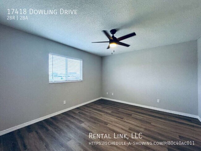 Building Photo - 17418 Dowling Dr