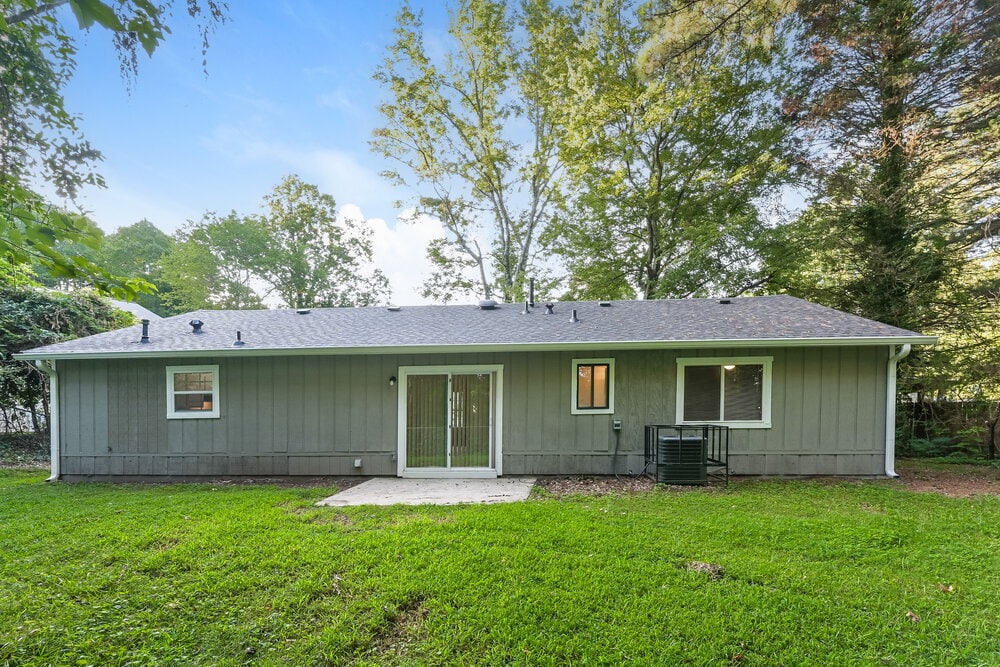 Building Photo - 730 Hairston Crossing Trail