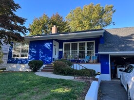 Building Photo - 557 S Orange Ave